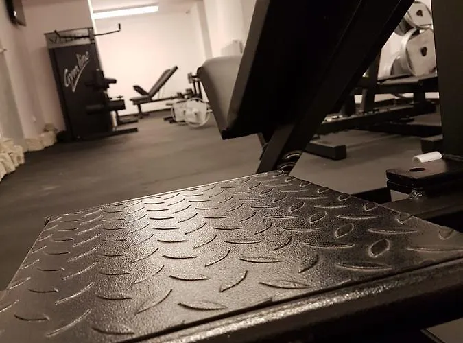 Mis & Ξενοδοχείο με διαμερίσματα 3*