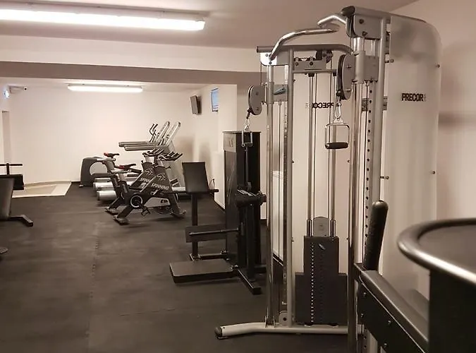 Ξενοδοχείο με διαμερίσματα Mis & 3*